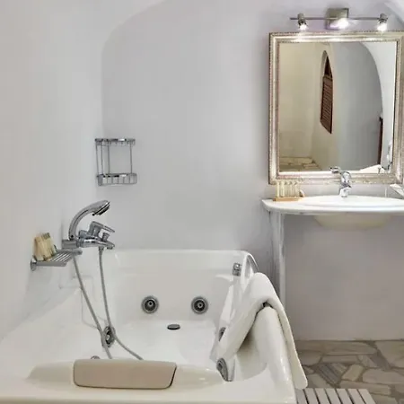 La Maltese Private House Imerovigli (Santorini)