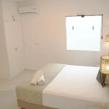 La Maltese Private House